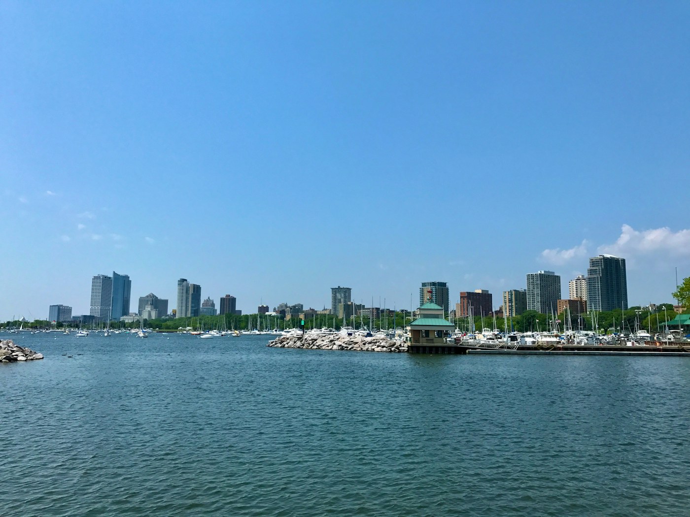 MILWAUKEE city photograph